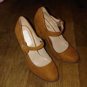 Vintage heels